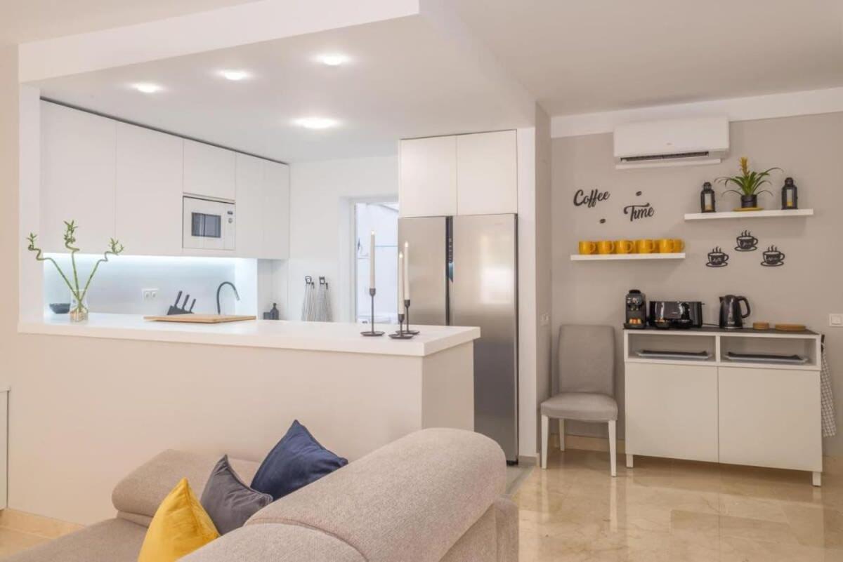 Luxury Delmare Pool Family Only Hébergement de vacances Marbellac